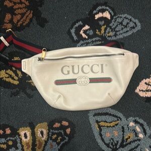 Gucci White Leather Belt Bag